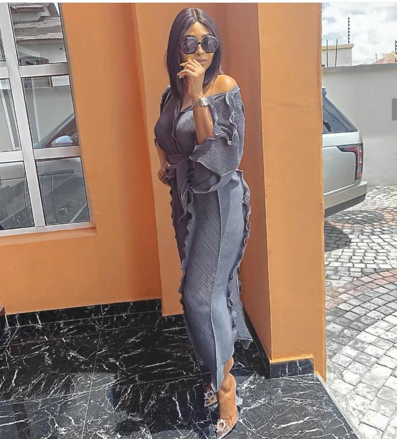 Женское плиссированное платье в африканском стиле свободное с v-образным вырезом