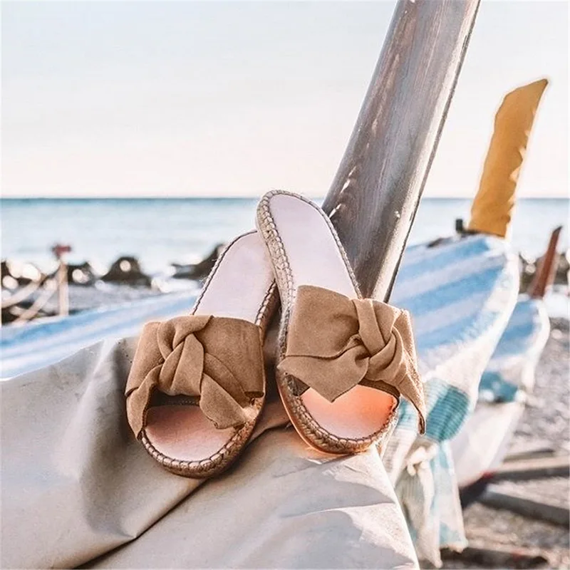 

2020 Fashion New Slippers Women Torridity Bow Torridity Sandals Slipper Indoor Outdoor -flops Beach Shoes Female Fashion Shoes
