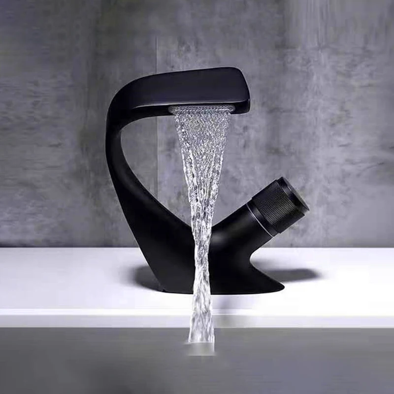 Горячая Распродажа смесители для раковины в ванной комнате смеситель горячей и