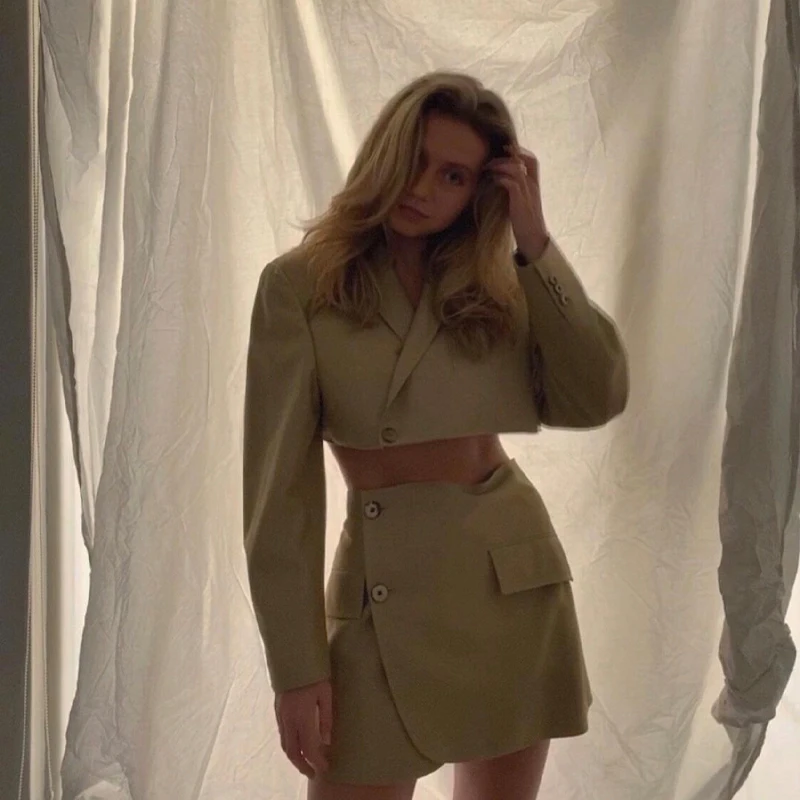 2021 осенние женские 2 шт. комплект с топом и юбкой короткие цветная куртка для