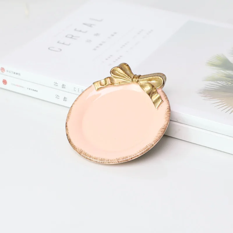 pink round Тарелка из смолы, милая, ретро, позолоченная, с узором в виде банта, тарелка для десерта, фруктового торта, лотки для хранения, украшение дома, 1 шт - Цвет: pink round
