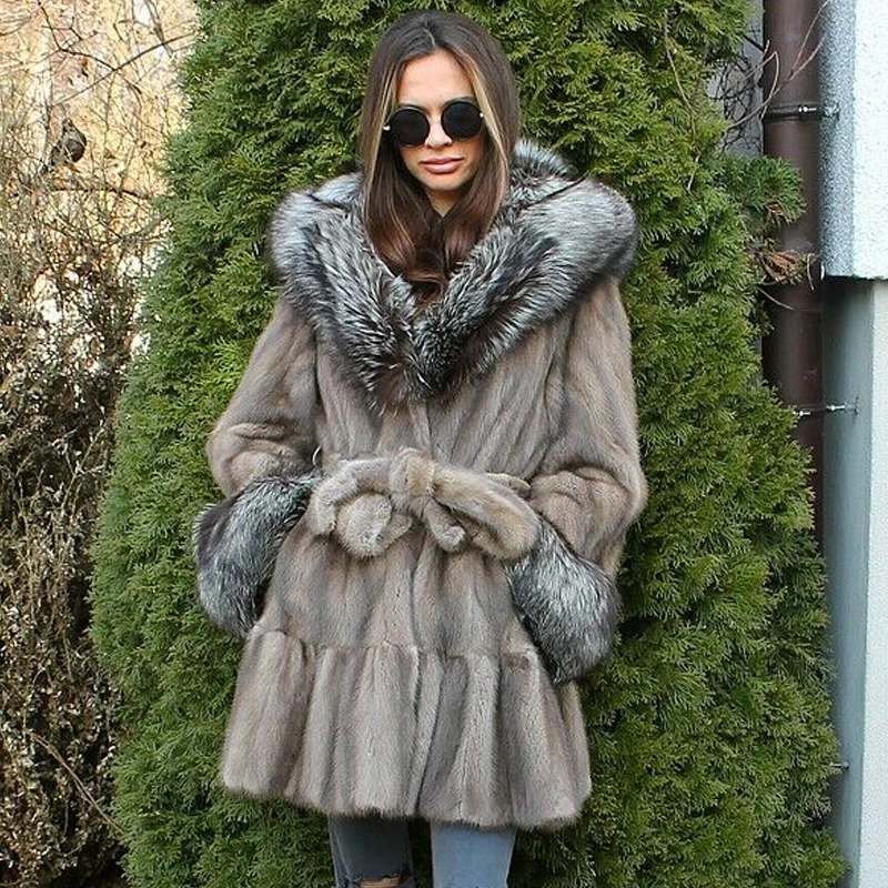 BFFUR 2022 Fashion Real Mink Fur Coat Women Winter High Quality Full Pelt Mink Fur Coats With Big Silver Fox Fur Hood Overcoats