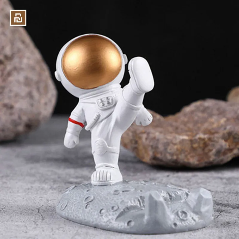 

Original Xiaomi Youpin Creative Astronaut Pen Holder Decoration Spaceman Shaped Mobile Phone Holder Suitable for Smartphone
