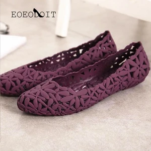 Женские сандалии-желе с перфорацией, удобные нескользящие босоножки на плоской подошве, для пляжа и бассейна, прочная обувь с острым носком, лето