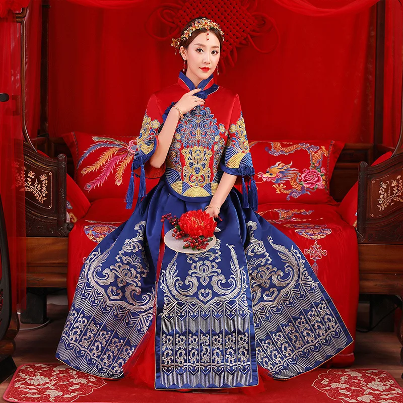 

Women Phoenix Embroidery Cheongsam New Oriental Chinese Traditional Wedding Dress Red Silk Qipao Bride Traditions Robe Chinoise