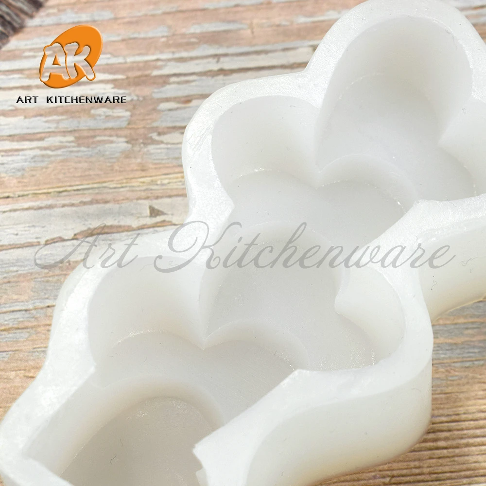 Силиконовая форма в виде сердца для украшения торта сделай сам |