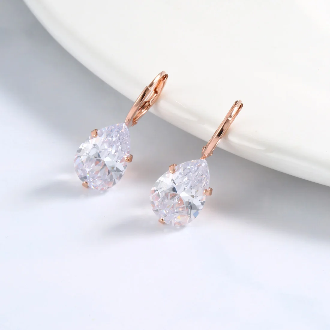 Neoglory Белый капли воды крюк из циркония серьги-кольца для женщин с покрытием