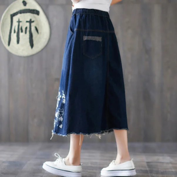 Джинсовые длинные юбки с вышивкой в стиле ретро лето 2019 растягивающаяся Талия