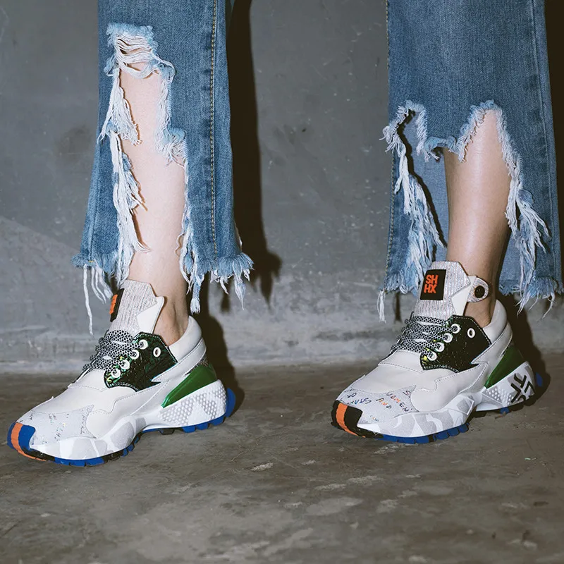 Женские кроссовки из натуральной кожи MORAZORA черные на плоской платформе шнуровке