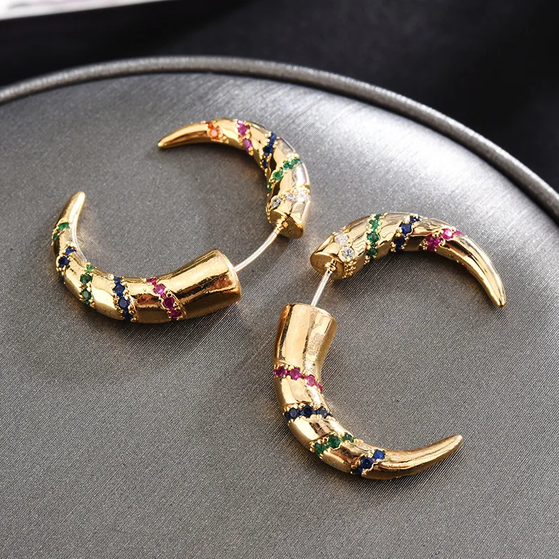 2020 новые модные женские Разноцветные серьги гвоздики Стразы с циркониевыми