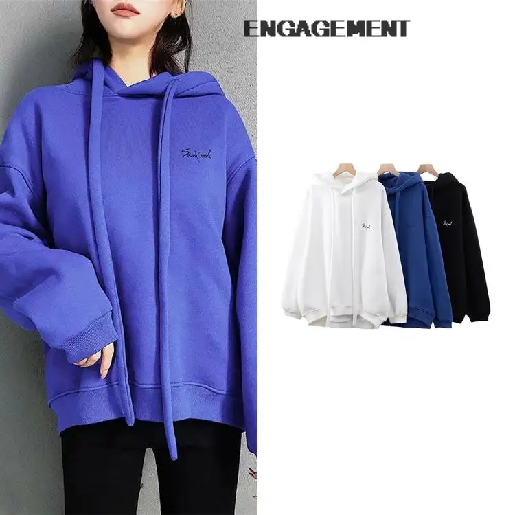 

Hoodies & Sweatshirts