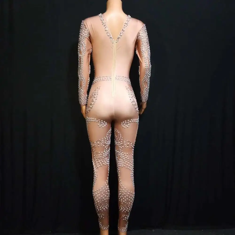 Сексуальный телесный комбинезон с жемчужинами облегающий боди в стразах певица