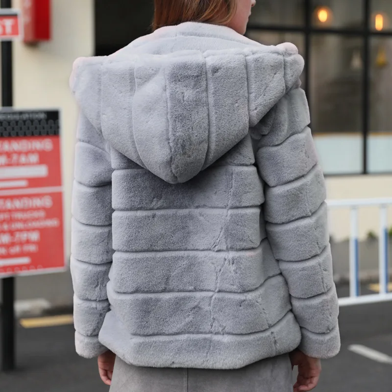 Модная женская куртка из искусственного меха тонкая стеганая верхняя одежда