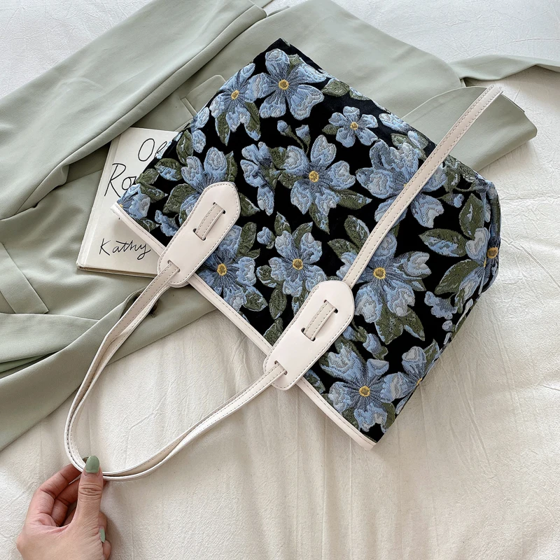 

Luxury Flowers Designer Cloth Big Tote Bags for Women 2021 Winter Fashion Trends Female Shoulder Shopping Handbags and Purses
