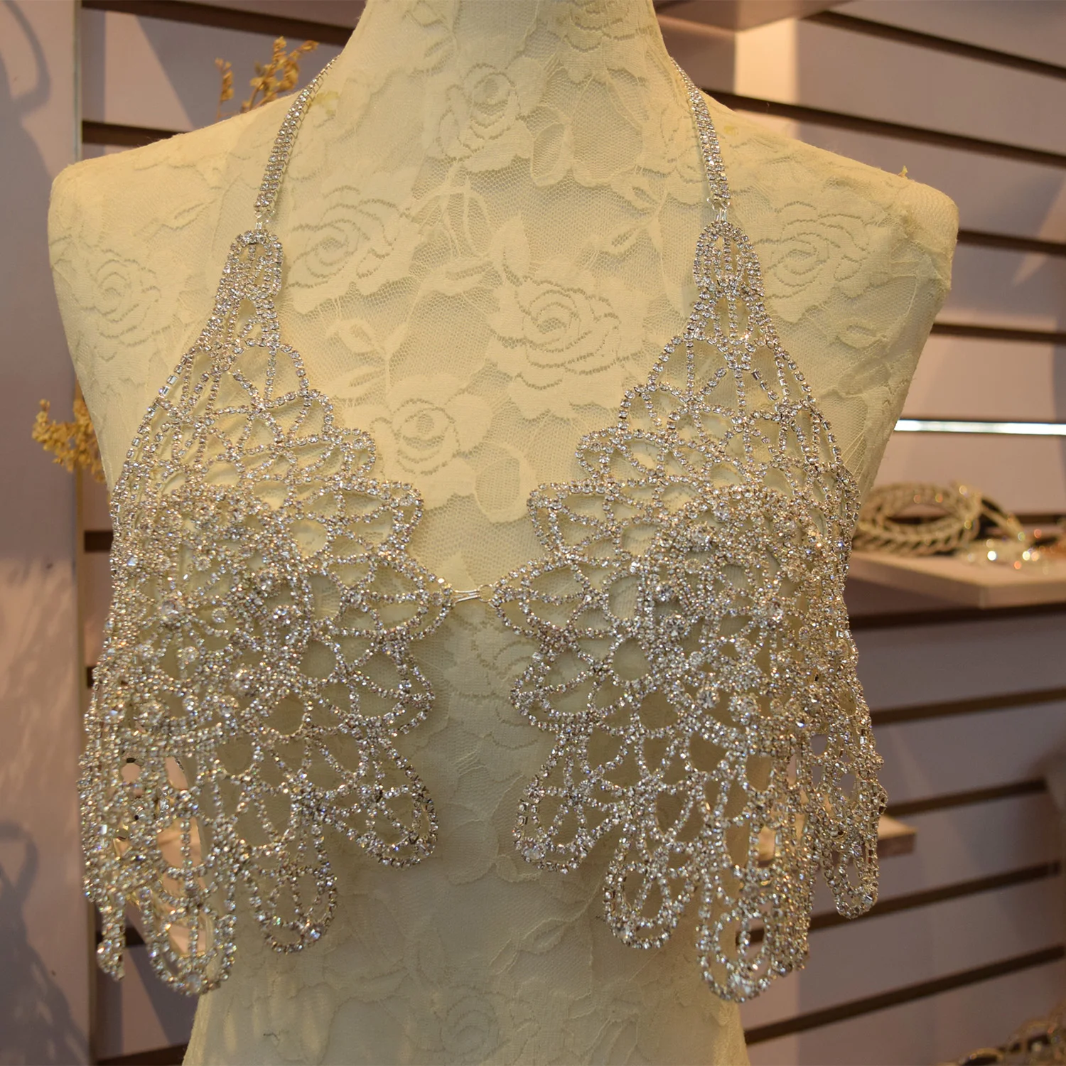 

Женский сексуальный бюстгальтер с бахромой Exquiste, украшенный красными кристаллами и стразами, модная вечерняя одежда для вечеринки