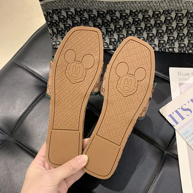 

Disney Mickey Sandals and Slippers Women's Summer Wear New All-match Flat-bottom Comfortable Non-slip Flip-flop Casual Shoes