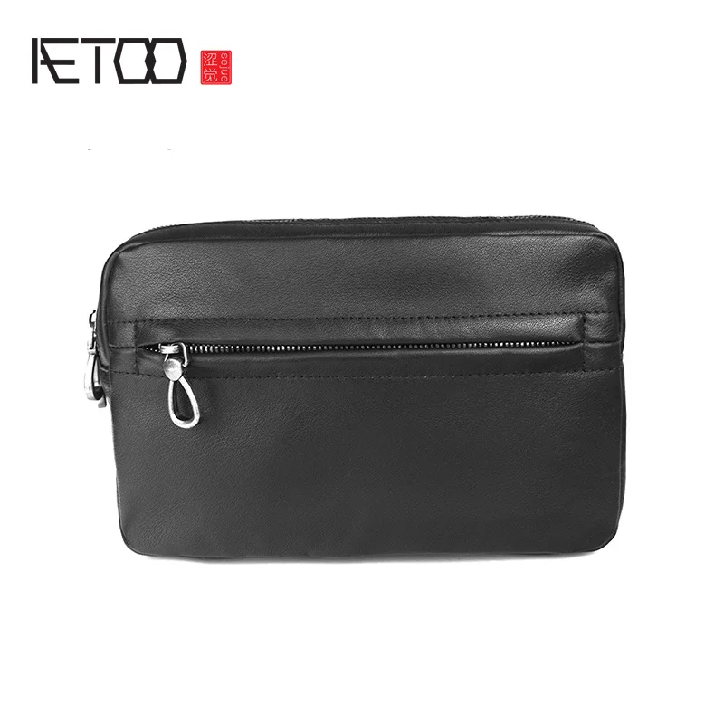 

AETOO Leather handbag, men's head layer leather shoulder bag, stylish high-capacity multi-function slash bag.