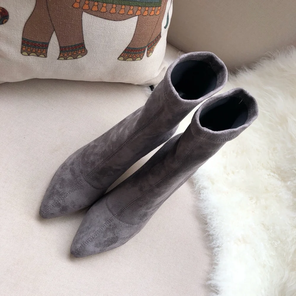 Популярные сапоги из натуральной замши женские с острым носком на высоком