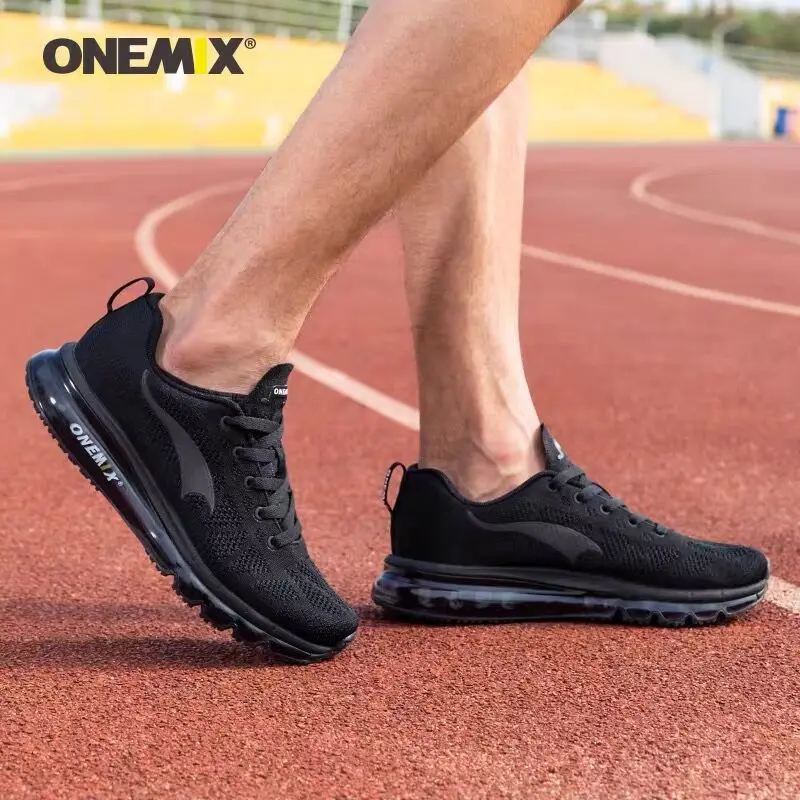 Кроссовки ONEMIX мужские сетчатые эластичные легкие на воздушной подушке для