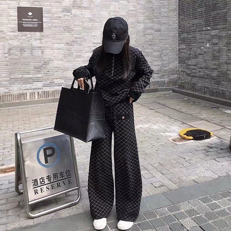 

Autumn And Winter Women's Two-piece Korean Loose Fashion Temperament Half-high Collar Knit Cardigan + Drape Wide-leg Pants Suit