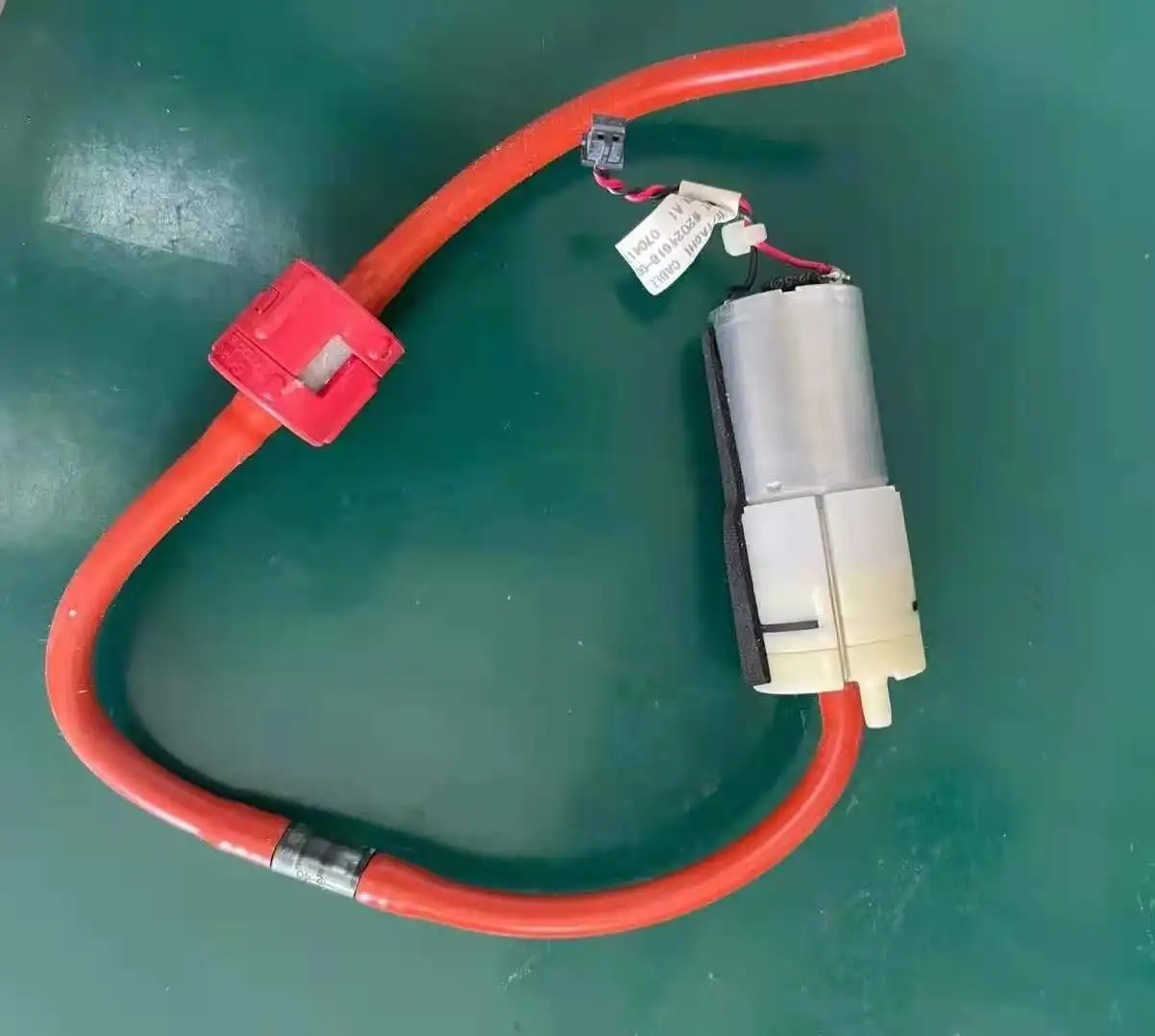 

G E PN : 2023852-010 насос Nibp для G E dash 2500 (новый, совместимый)