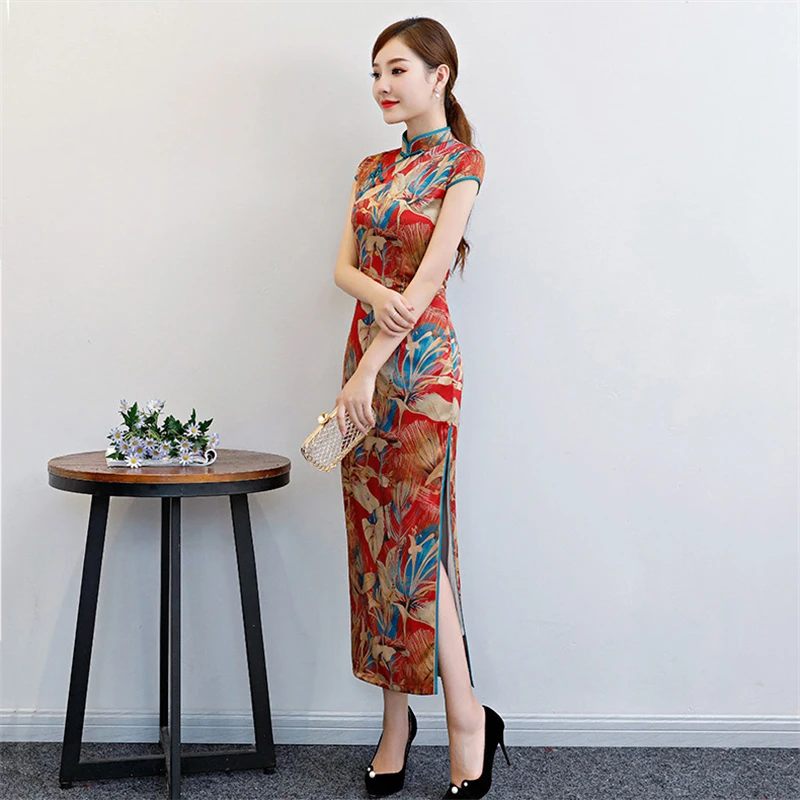 Красный Cheongsam китайское платье винтажное с цветочным принтом женское традиционное Qipao длинный халат атласный шелк короткий рукав вечерние новогодние Wediing - Цвет: Красный
