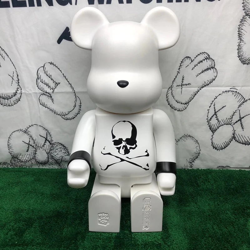 

28Cm Bearbrick400% Violent Bear Building Block Bear Decoration Mmj Skull Head Trend Doll Handmade Model Small Sculpture Toy