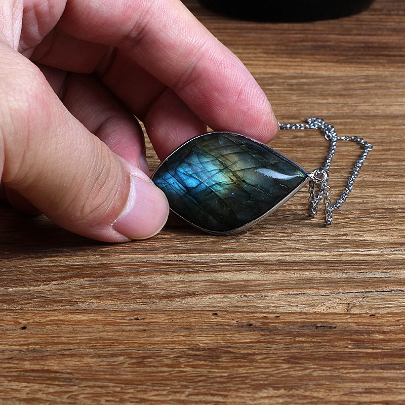 

Natural Labradorite Necklace Irregular Shape Unique Natural Pendant Energy Necklace Jewelry Stone Crafts Gifts For Men And Women