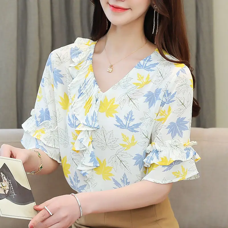 

Floral Print Lotus Leaf Sleeve Chiffon Shirt Female Plus Size Fashion V-neck Loose Thin Comfortable Blouse Pullover Women Spring