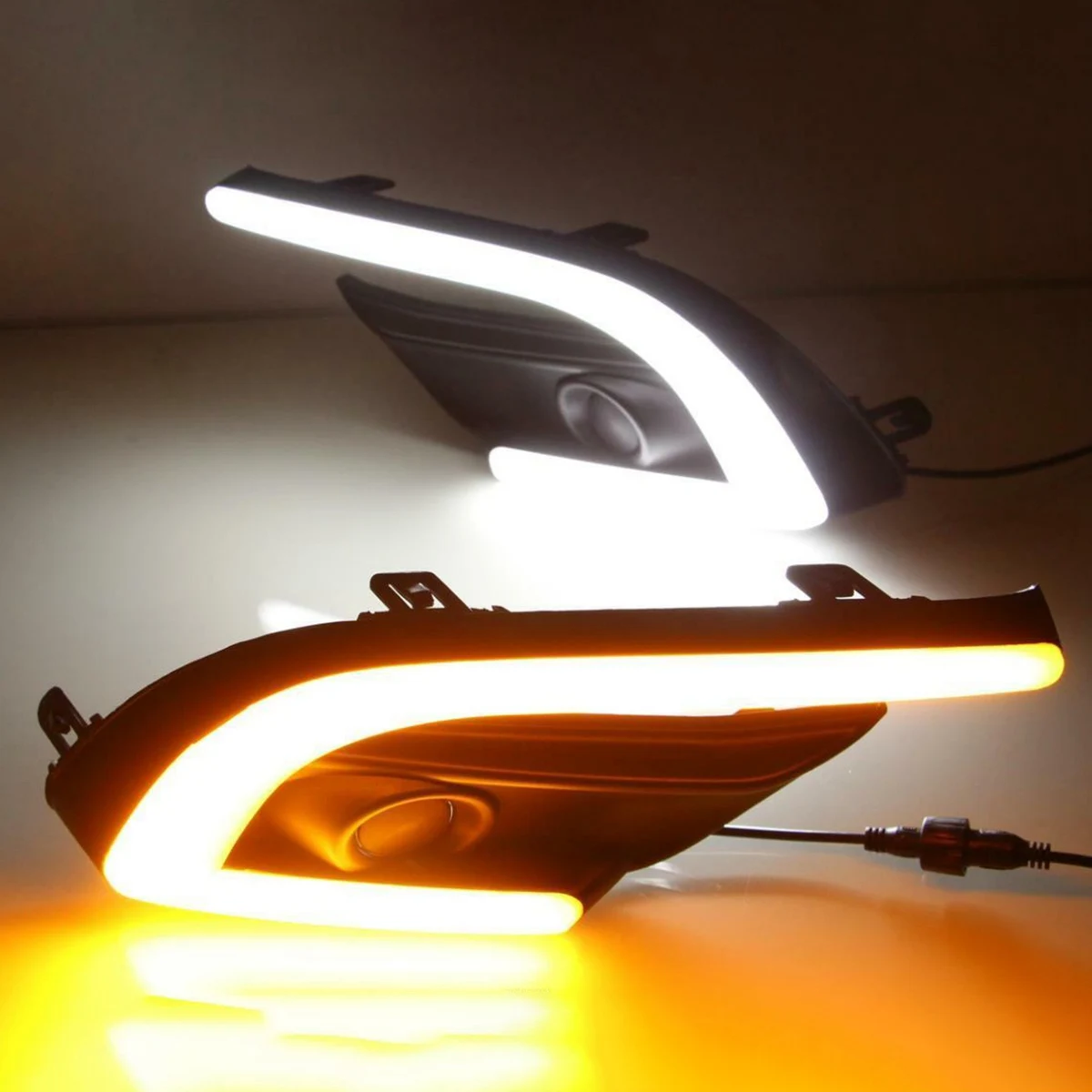 

Car DRL Fog Lamp Fluorescent LED Daytime Running Light for Mazda 3 Axela 2017-2018