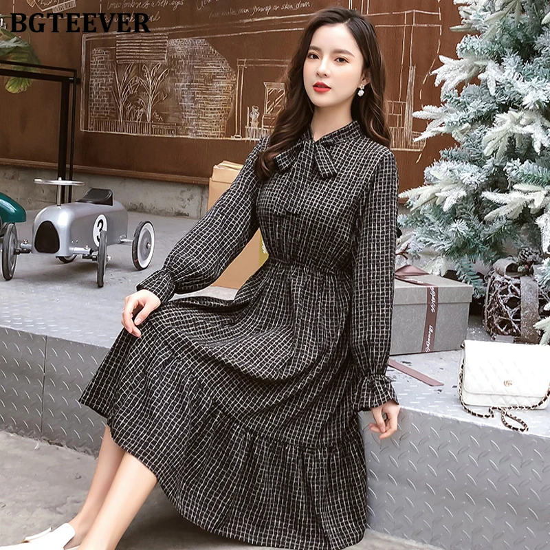 Женское винтажное клетчатое платье BGTEEVER ТРАПЕЦИЕВИДНОЕ миди с бантом на