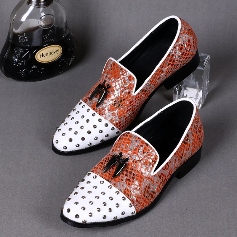 

Christia Bella Big Size British Style Men's Party Dress Loafers Shoes Real Leather Rivet Printing Men Flats Shoes Man Prom Shoes