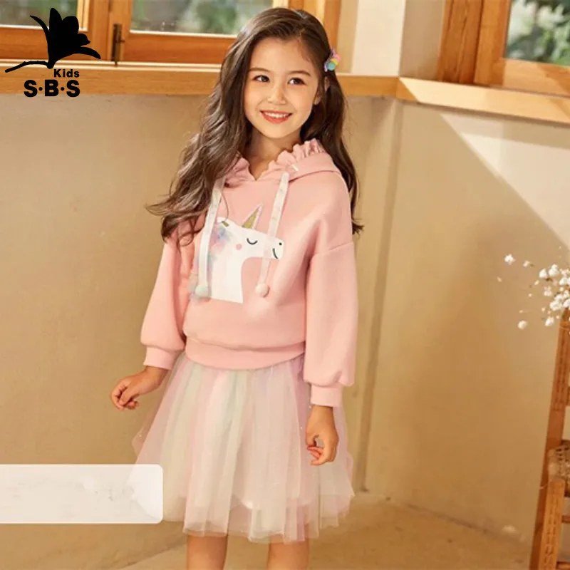 

2021 Spring and Autumn New Arrival Girls Long Sleeves Unicorn Hooded Sweater and Rainbow Mesh Skirt Two-piece Fashion Suit