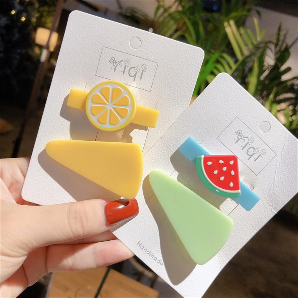 

2PCS Cute Vegetables Lemon Strawberry Carrot Fruit Trumpet Bangs Catch Clip Net Female Hair Accessories Hair Clips Hair Claws