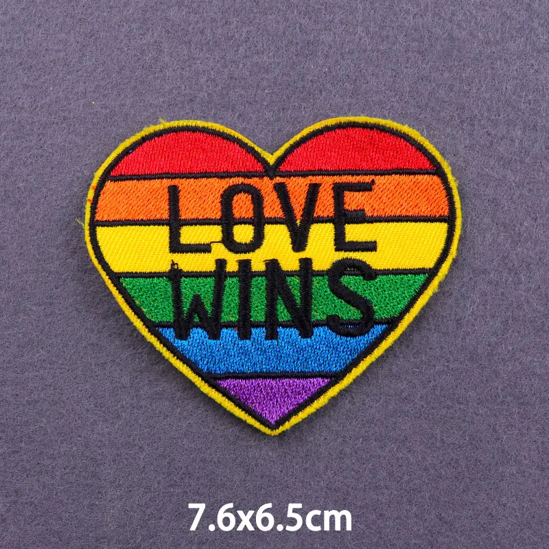 Мультяшные аппликации с надписью Love вышитые нашивки для одежды термоклейкие