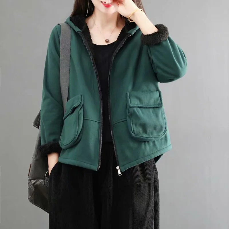 

Женская теплая куртка на молнии, с длинным рукавом и карманами