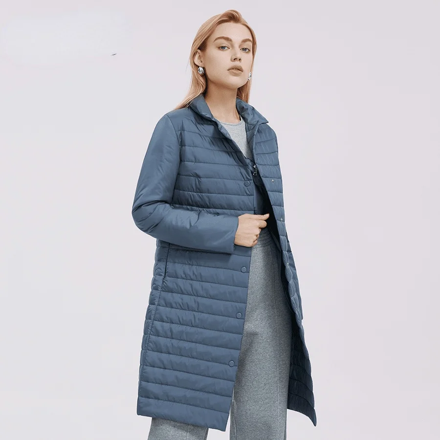 

2021 New Design Long Models Women Jacket Exquisite Quilted Women Coat Windproof Long Coat with Scarves