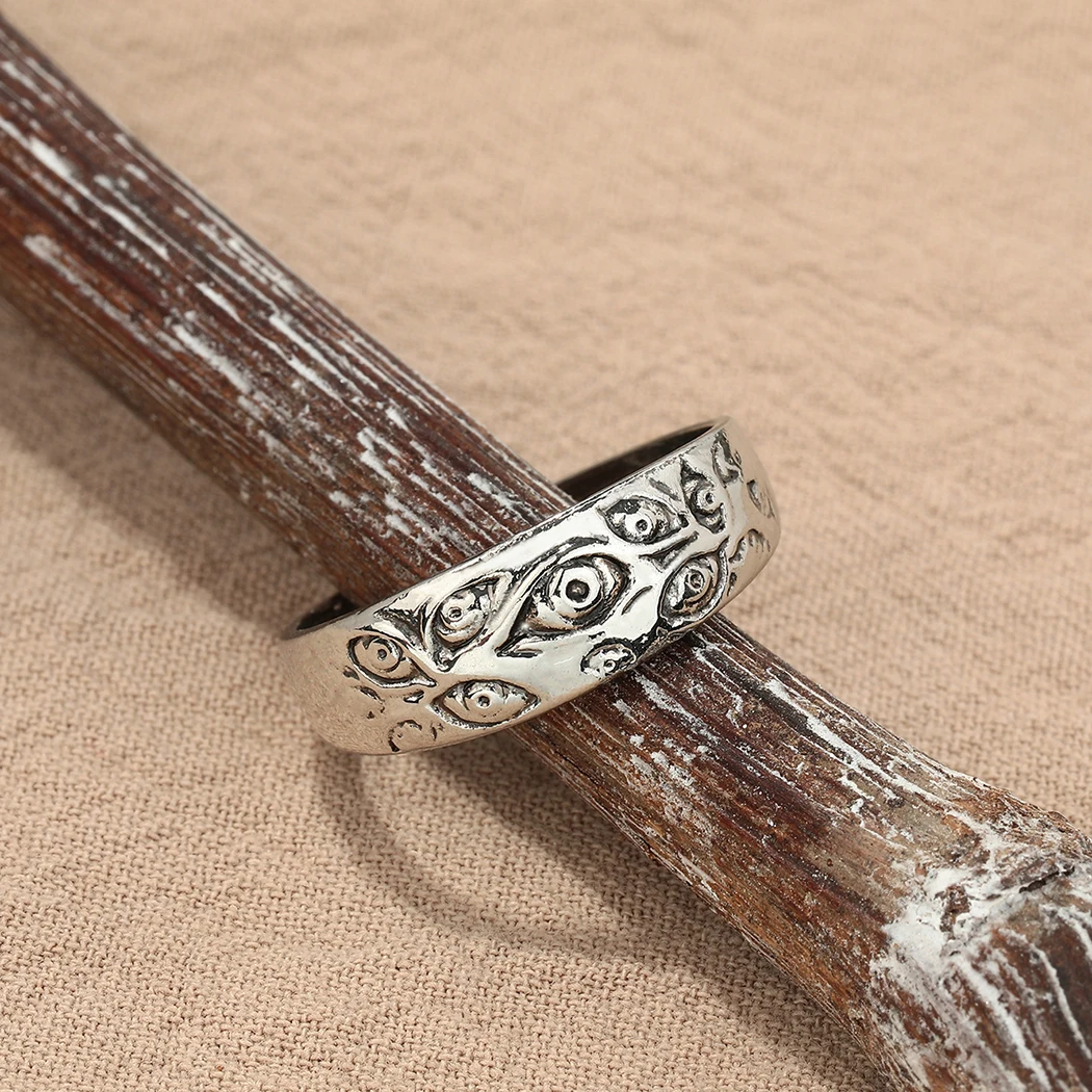 Мужское и женское кольцо из металла ручной работы с изображением сглаза - купить