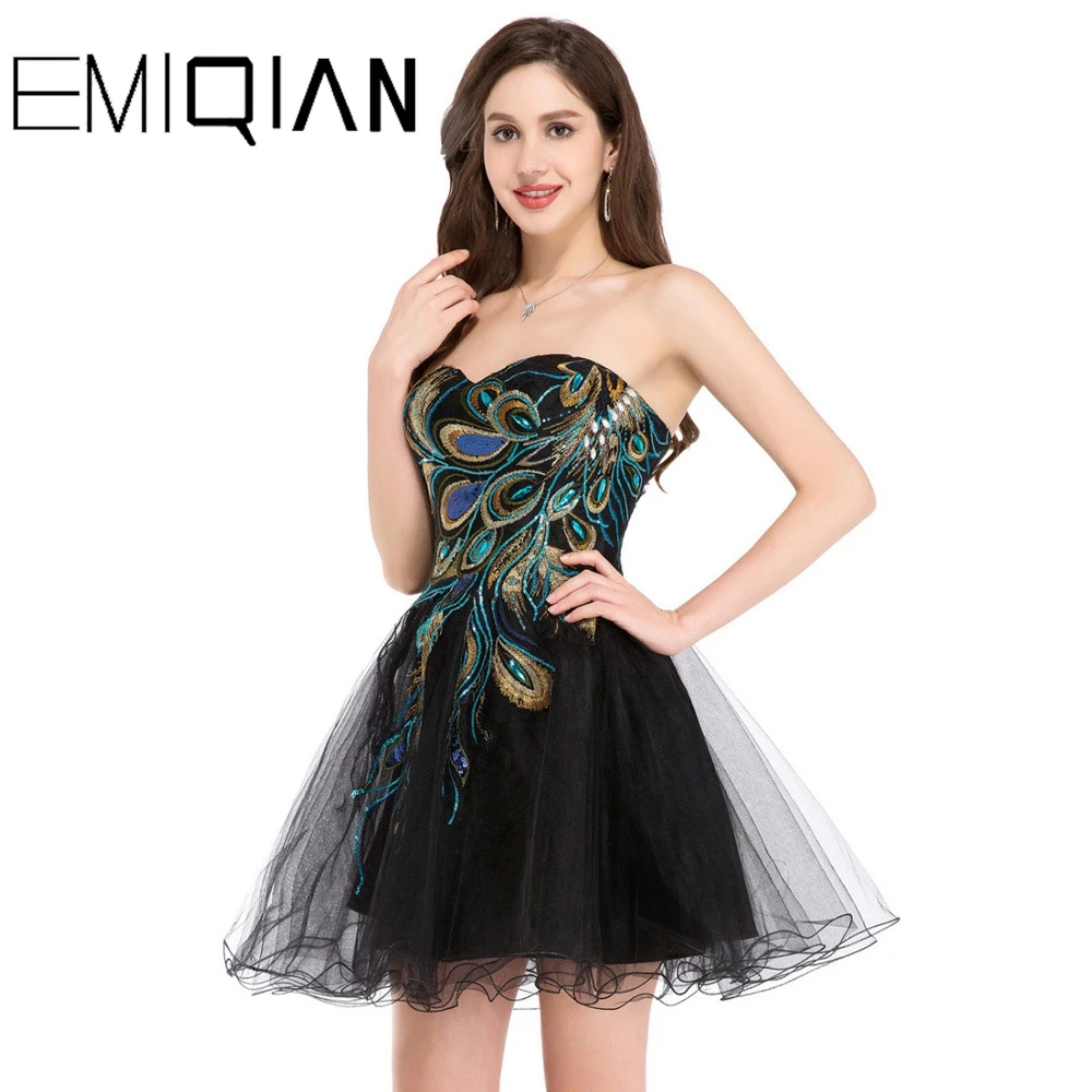 Дешевые в наличии милое коктейльное платье с вышивкой павлина короткое для