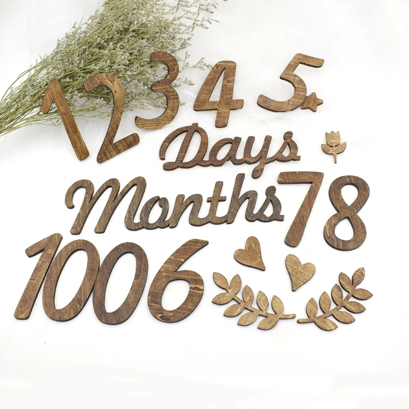 

Q1FE 18 Pcs/Set Baby Milestone Cards Newborn Photography Props Numbers Engraved Cutouts Days Months Wooden Chips