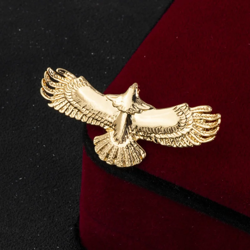 

Personality Domineering Animal Eagle Brooch Men's Trend Animal Brooch Pin Punk Style Banquet Party Jewelry Gift