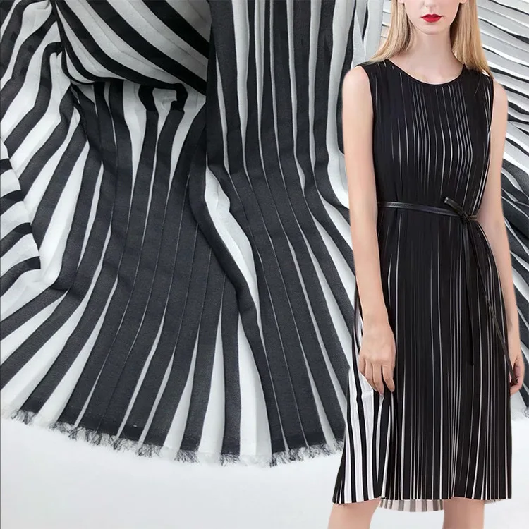 Черно белая плиссированная шифоновая ткань с оборками однотонное платье