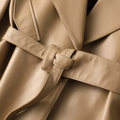 Chaqueta de cuero de longitud media para mujer, chaqueta de piel de oveja ajustada a la moda, novedad de 2021