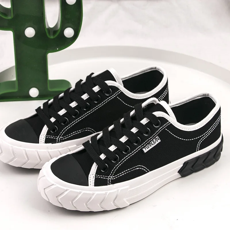 Женские кроссовки на вулканизированной подошве модные парусиновые туфли черные