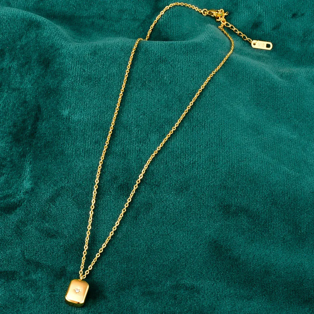 

Water Drop Square Pendant Necklace Titanium Steel Gold Plated Choker Zircon Statement Necklaces Accesories For Women Jewelry