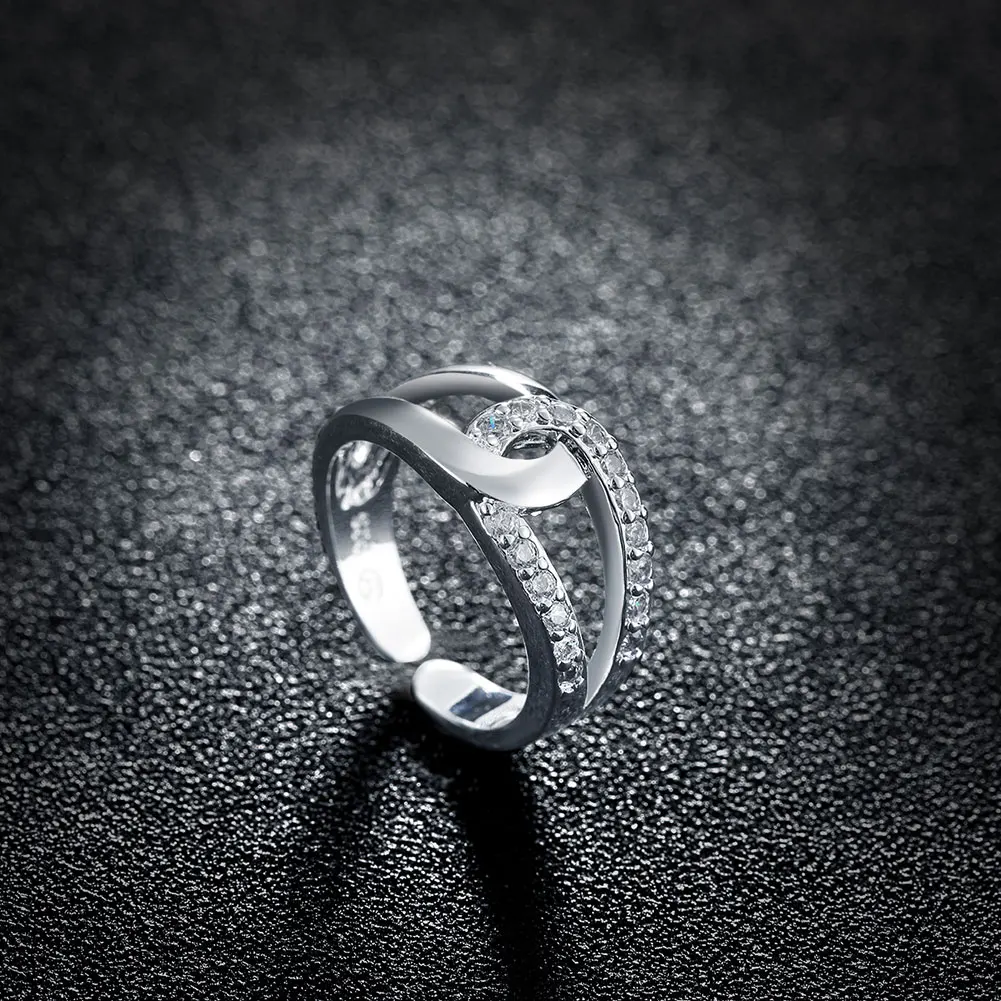 

European and American zircon ring R212