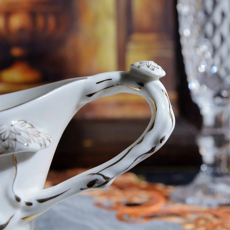 Белая фарфоровая кофейная кружка с блюдцем золотым краем стандартная чашка для послеобеденного чая