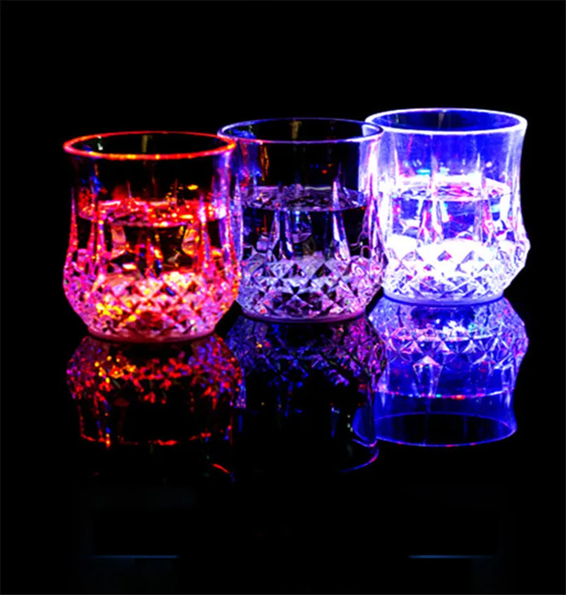 Разноцветные СВЕТОДИОДНЫЕ Светящиеся стаканы 2 шт./лот 200 мл кружки с подсветкой