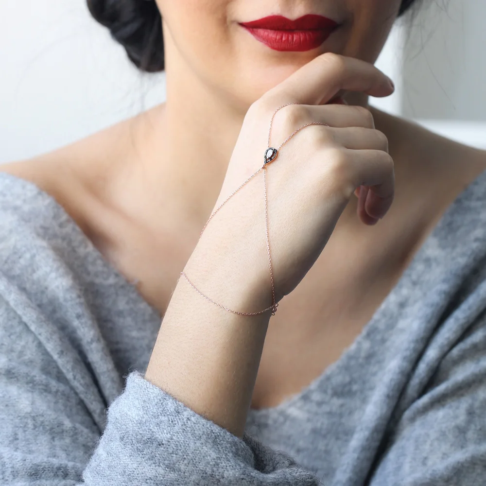 

Elegant Minimalist Teardrop Design Turkish Handmade 925 Sterling Silver Slave Bracelet SPENTA Jewelry