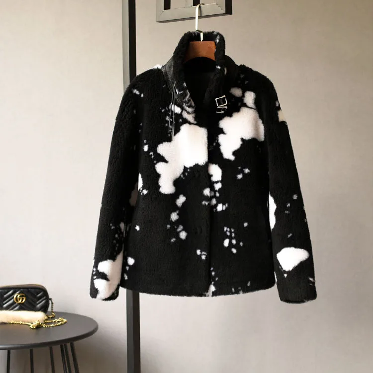 

2021 Autumn Winter Women Genuine Wool Coat Female Button Stand Collar Real Shearing Sheep Fur Jacket Lady Pocket Outterwear O171
